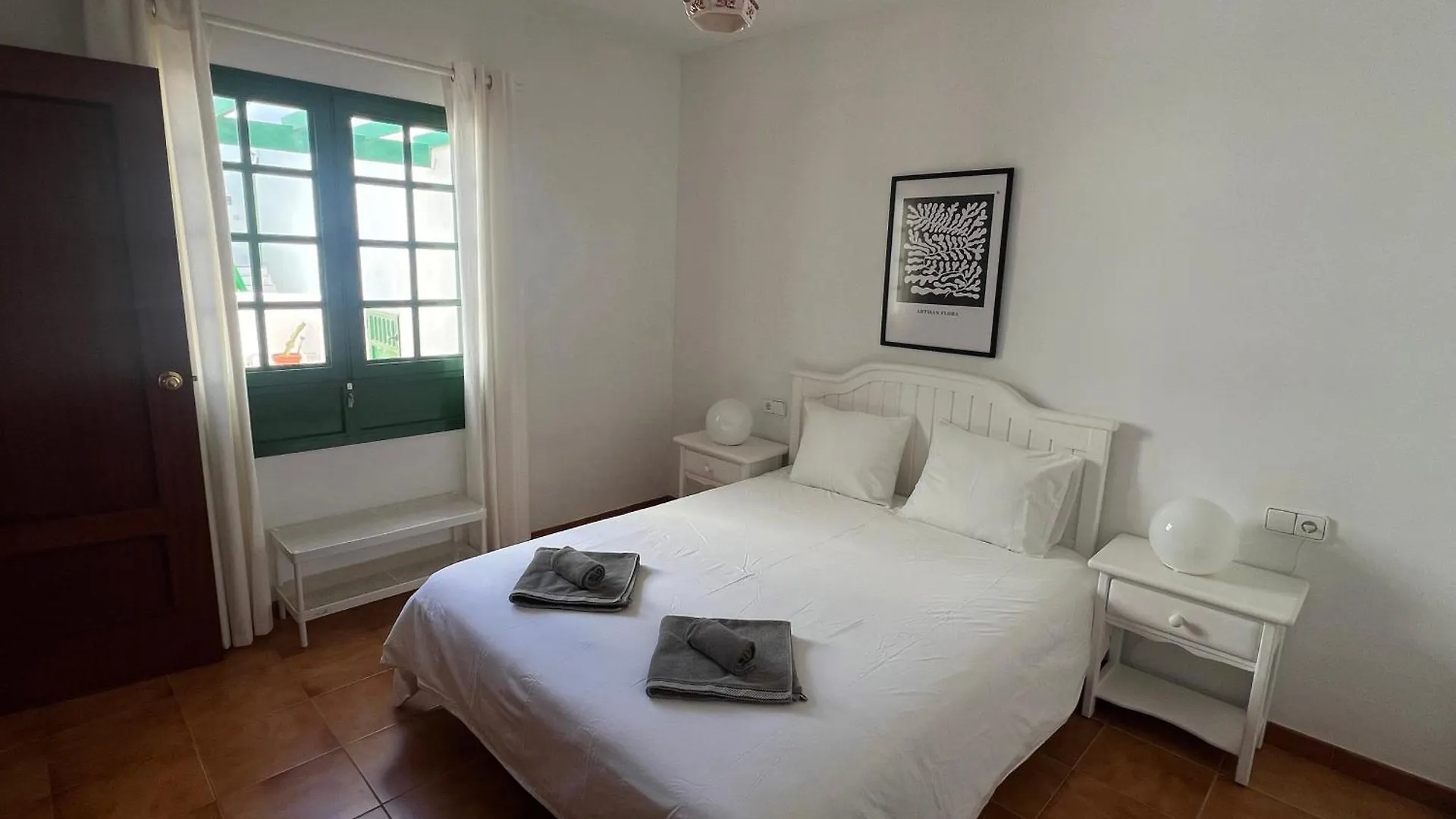 Apartment Sonrisa - Spacious Two Bedroom Apartment Costa Teguise Spain